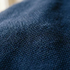 Piqué-Stoff in Navy mit Waffelstruktur – KI-generierte Illustration