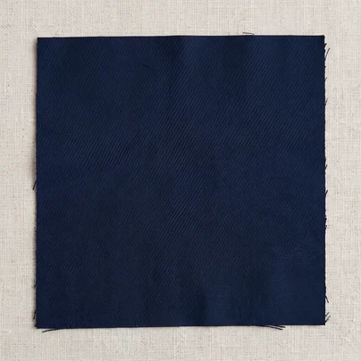 Stoffmuster 5008, feiner Stretchstoff in Navy – KI-generierte Illustration