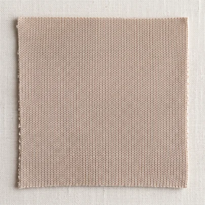 Stoffmuster ZS113, dichter Strick in Beige – KI-generierte Illustration